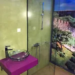 централ пойнт бутик 3*