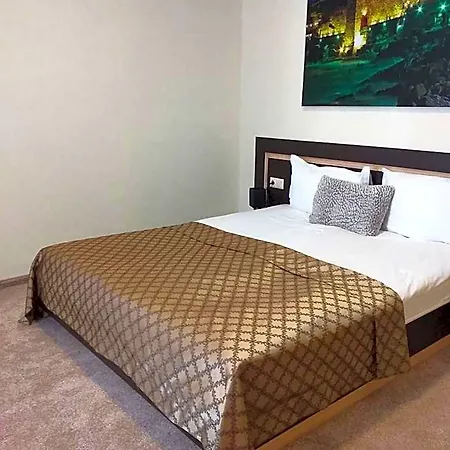 Point Boutique 3*