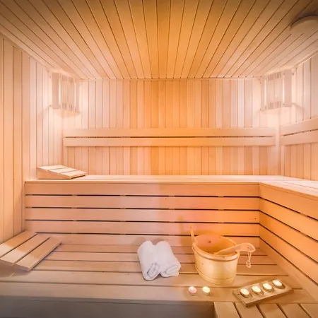 Point Boutique Hotel